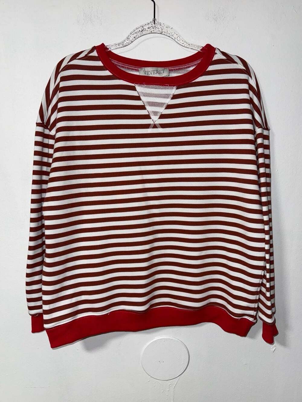 Veveret Striped Sweatshirt Size S Red White Pullover V-Insert
